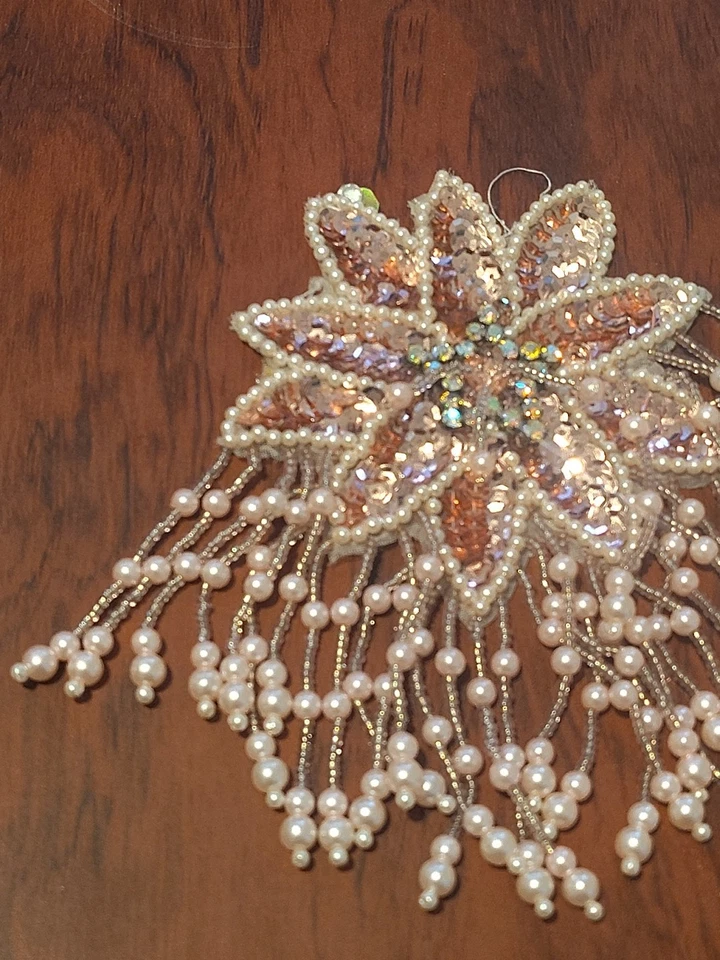 Parche colgante vintage bordado flor rosa grande con cuentas lentejuelas 6" Foto 2 de 4