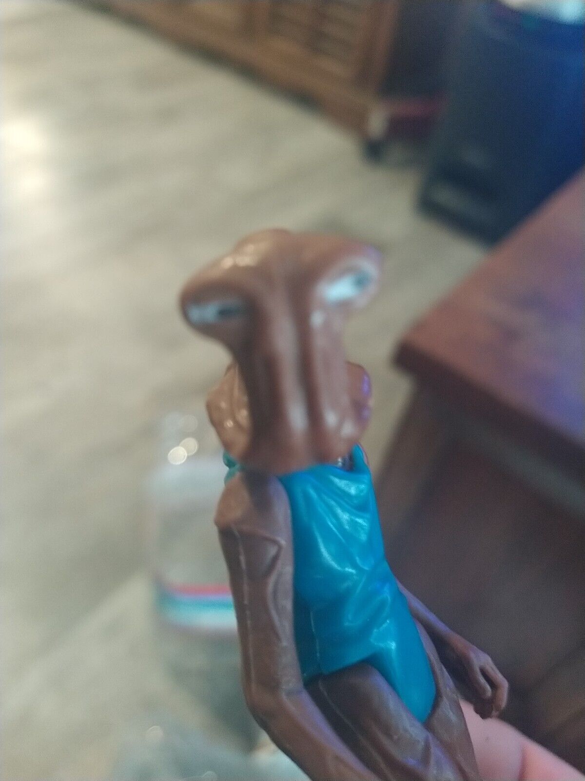 Picture 2 of 5