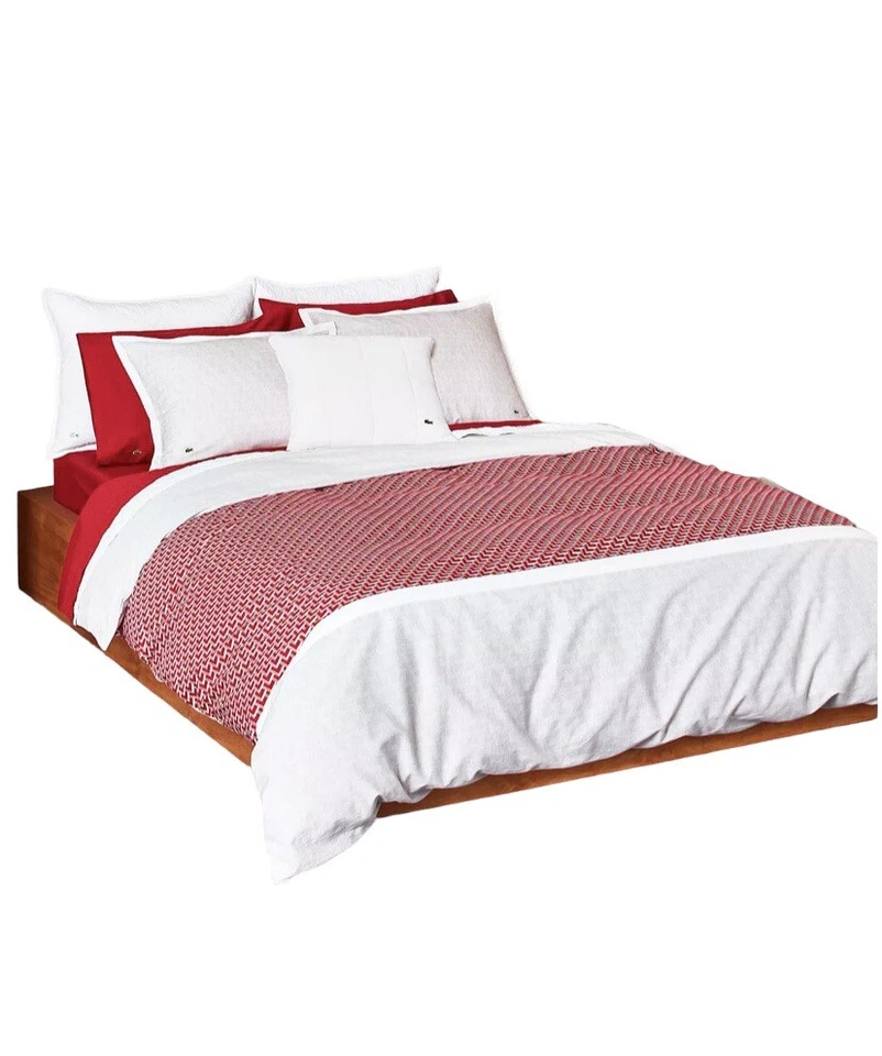 Juego de edredón Lacoste Home Drive Collection King 2 fundas rojas juego de 3 piezas nuevo Foto 3 de 4