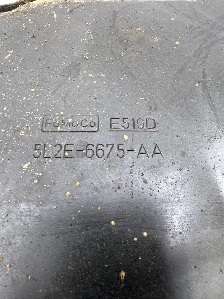 2005 - 2010 Ford Mustang 4.0L Lower Engine Oil Pan OEM 5R3Z6675AA - Image 2 of 3