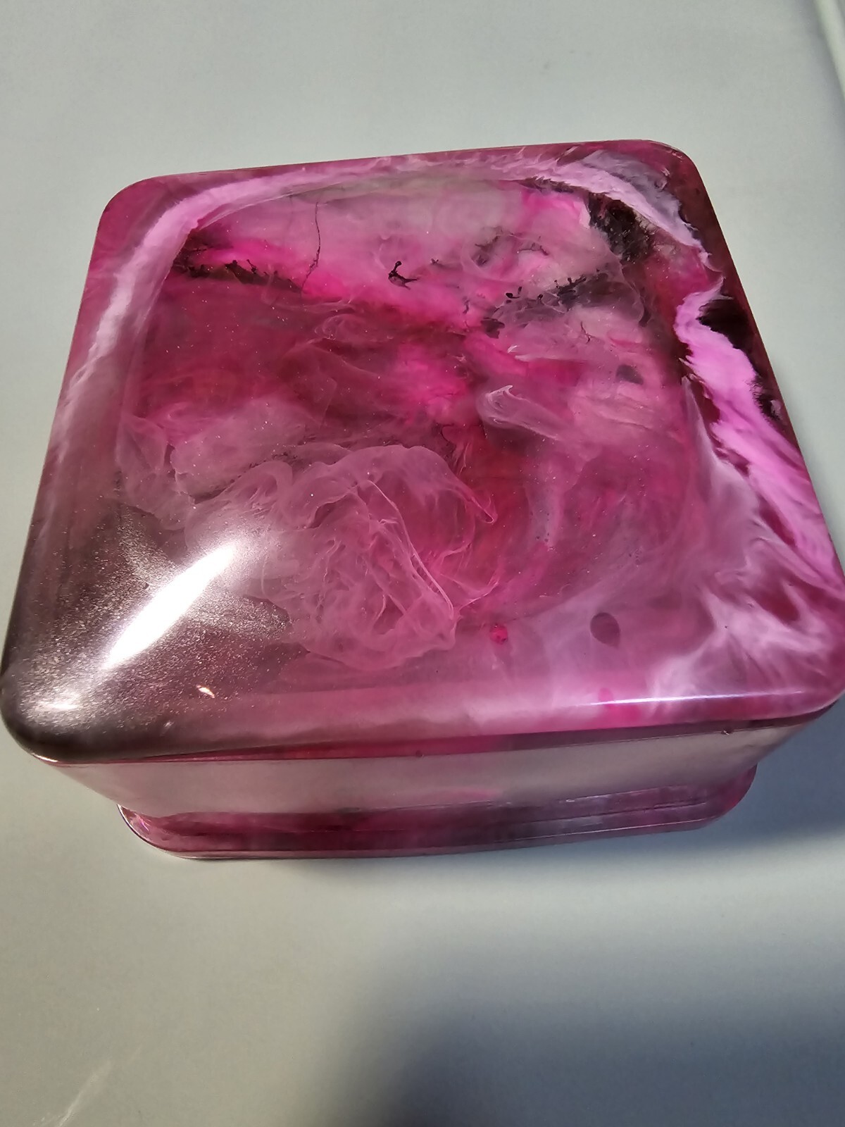 Elegant Jewelry Box for Necklaces Rings and Earrings-image