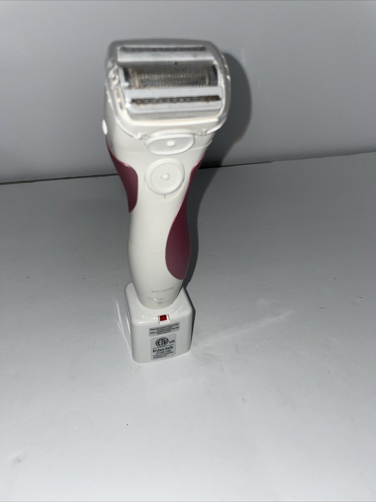 Panasonic Cordless Wet/Dry Rechargeable Shaver w/ Trimmer ES2207 w/Charger CLEAN