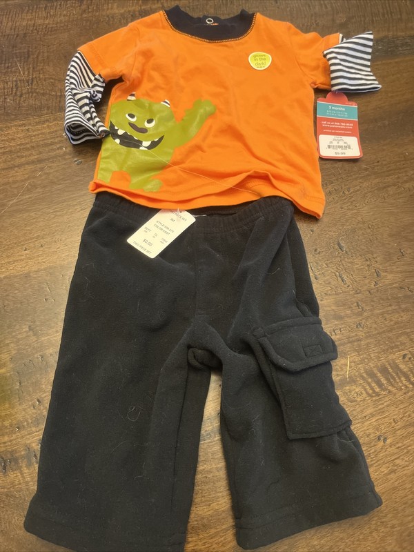 New Halloween costume NWT Carter's JOY 3 Mo. Baby Glow In Dark Monster Top Pants