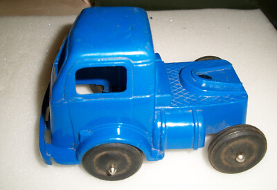 Ideal Plastic toy Tractor Trailer Cab only