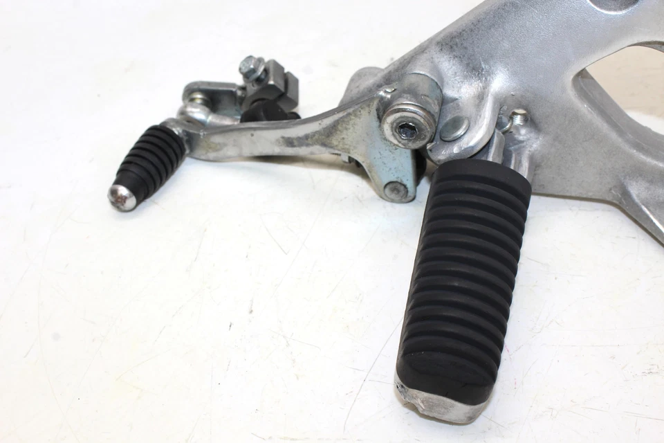 Juego trasero derecho izquierdo Yamaha Xj600s Seca Ii 1993 estriberas conductor Foto 3 de 4