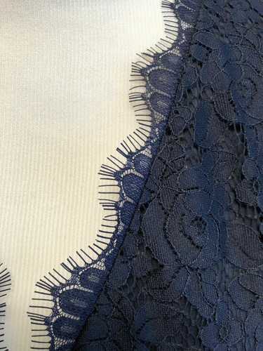 $498 NWT DVF Julian Two LS Lace Alexander Wrap Navy Dress sz 2; sz 8 - Picture 6 of 15