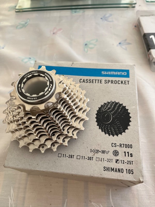 shimano 105 11 speed cassette 12-25 CS R7000