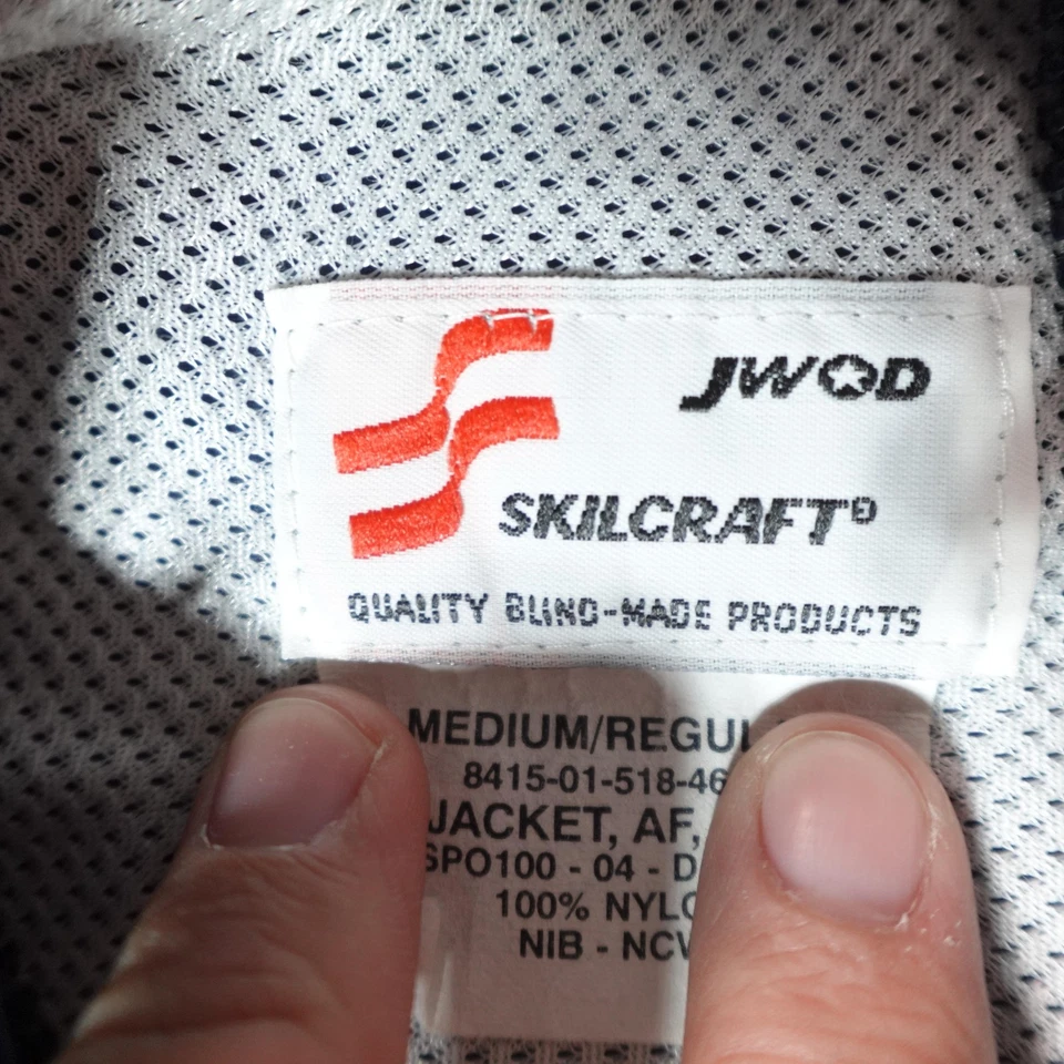 US Air Force PTU Jacket Mens Medium Blue Reflective Hooded Windbreaker Skilcraft - Image 2 of 4