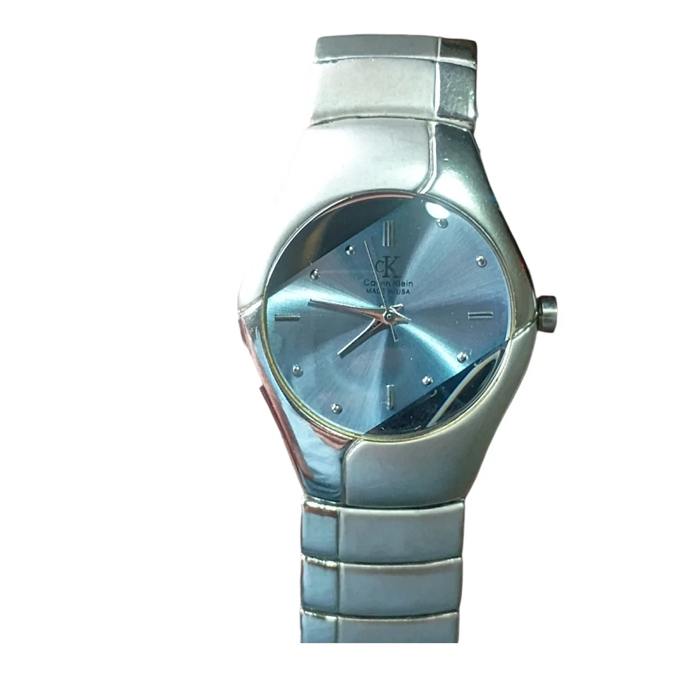 Calvin Klein Ladies Vintage Watch 2000s Blue Sunburst Dial, Silver Tone Bracelet - Image 2 of 4