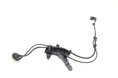 2016 - 2023 MERCEDES GLC300 X253 REAR LEFT WHEEL SPEED SENSOR OEM A2539052500
