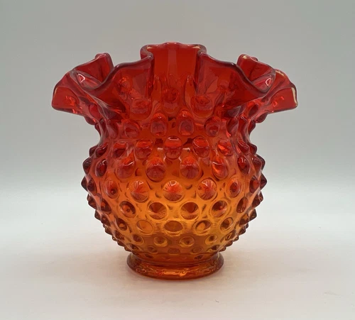 Vintage Fenton Amberina Hobnail Glass Rose Bowl Vase w Ruffled Edges 4.25” Tall