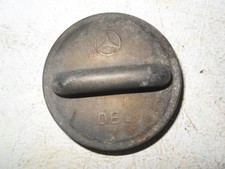 1982 Mercedes Benz 500sec Engine Oil Cap 1982 Mercedes Benz 500sec Engine Oil Cap