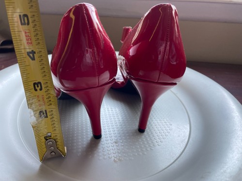LIFESTRIDE Suki Fire Red Patent Pumps LOW Heel Size 8M new - Picture 4 of 5