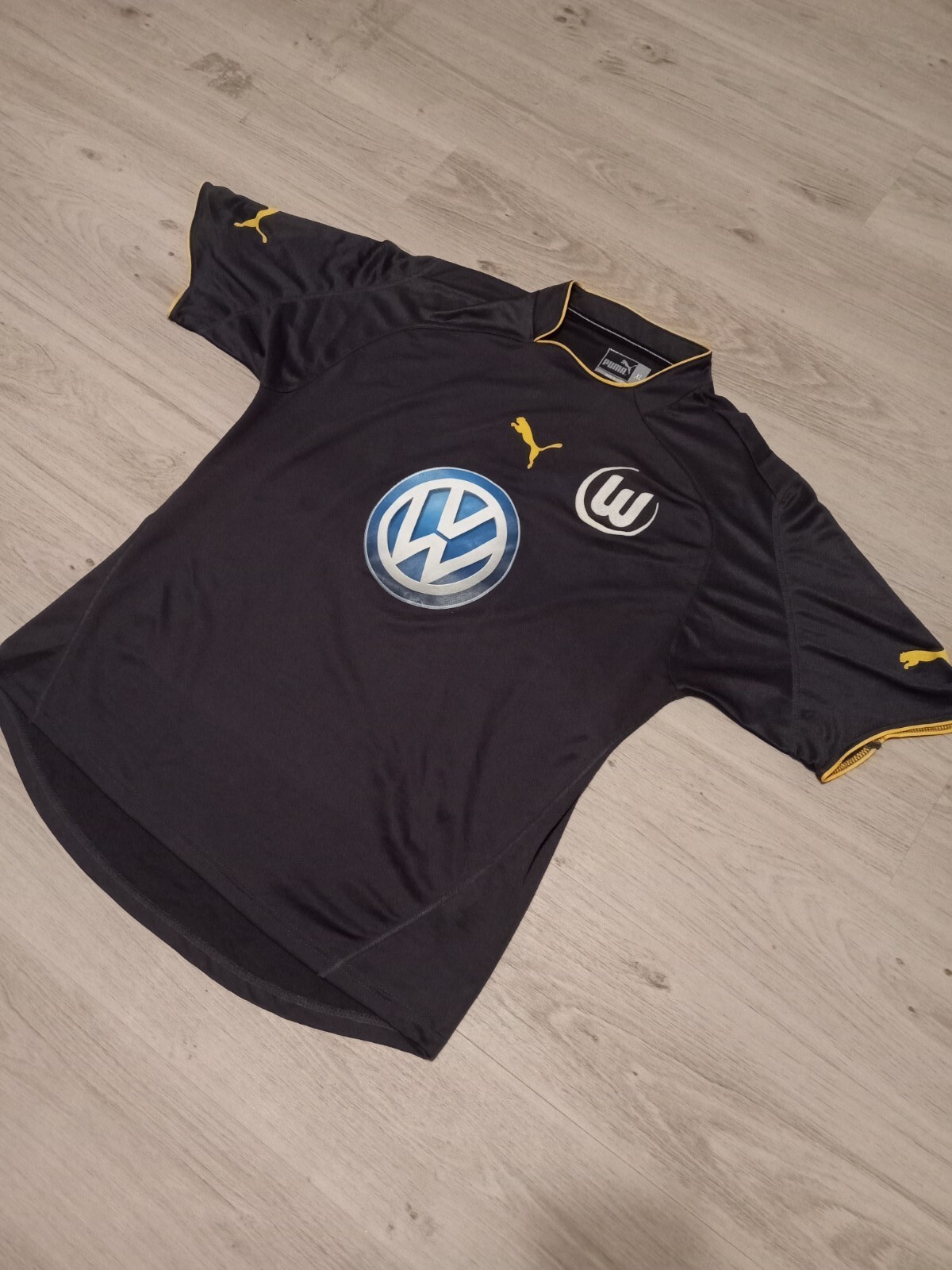VFL Wolfsburg FC 2003-2004 Away ORIGINAL Puma Vintage Soccer Jersey Black. XL