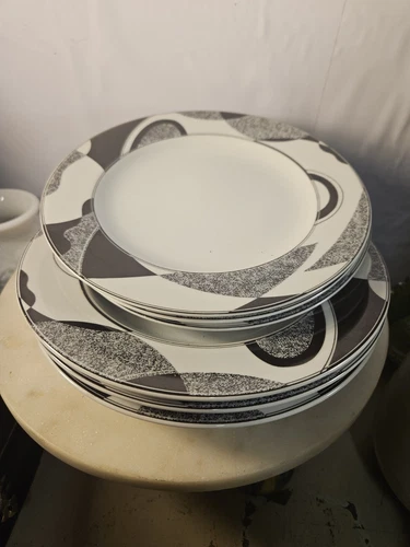 Vintage 1990's Christopher Stuart Odyssey Salad Plates And Soup Bowls Memphis