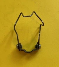 *USED* 259081-SINGER-FINGER GUARD-FOR SEWING MACHINES-FREE SHIPPING*