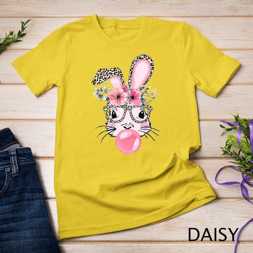 Lindo conejito con gafas de leopardo chicle día de Pascua camiseta unisex - Imagen 4 de 15