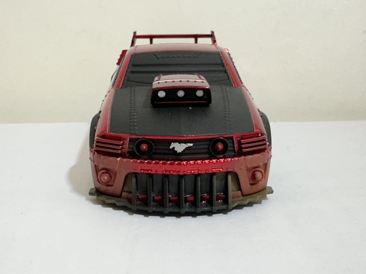 JADA BATTLE MACHINES 2006 FORD MUSTANG GT RED 1:32 DIECAST