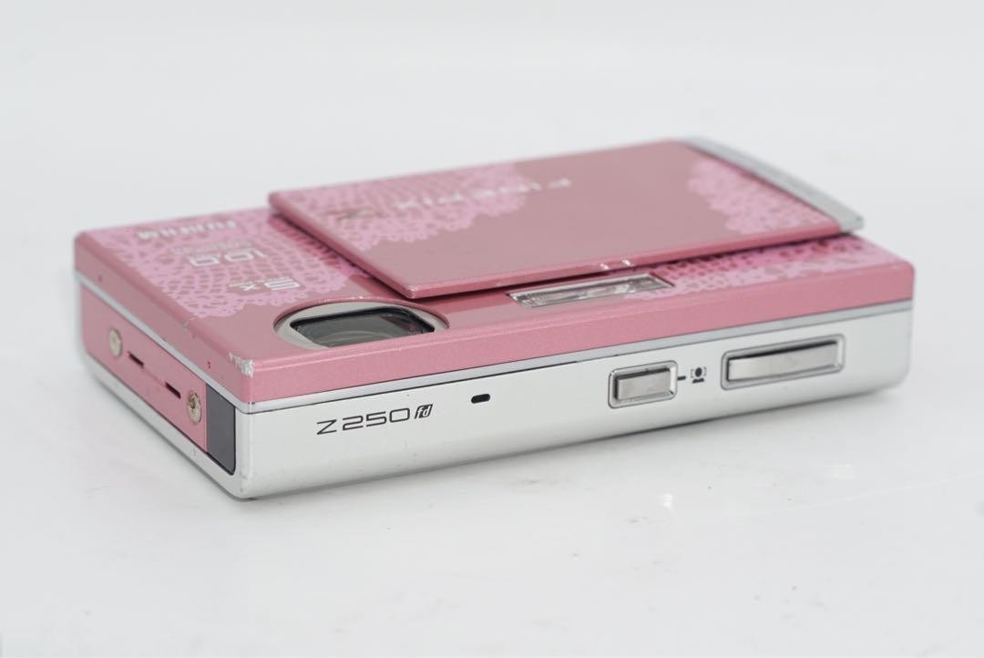 Fujifilm FinePix Z250fd Pink 10.0MP Digital Camera FROM