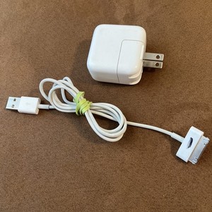 Apple iPad 30-pin to USB-A Cable 3Ft 1m Length + Power Block