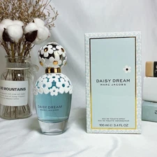 Marc Jacobs Daisy Dream 3.3/3.4 oz Eau De Toilette 100 ml Spray For Women