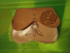 SCARSELLA MEDIEVALE, REALIZZAZIONE ARTIGIANALE, pelle rigida