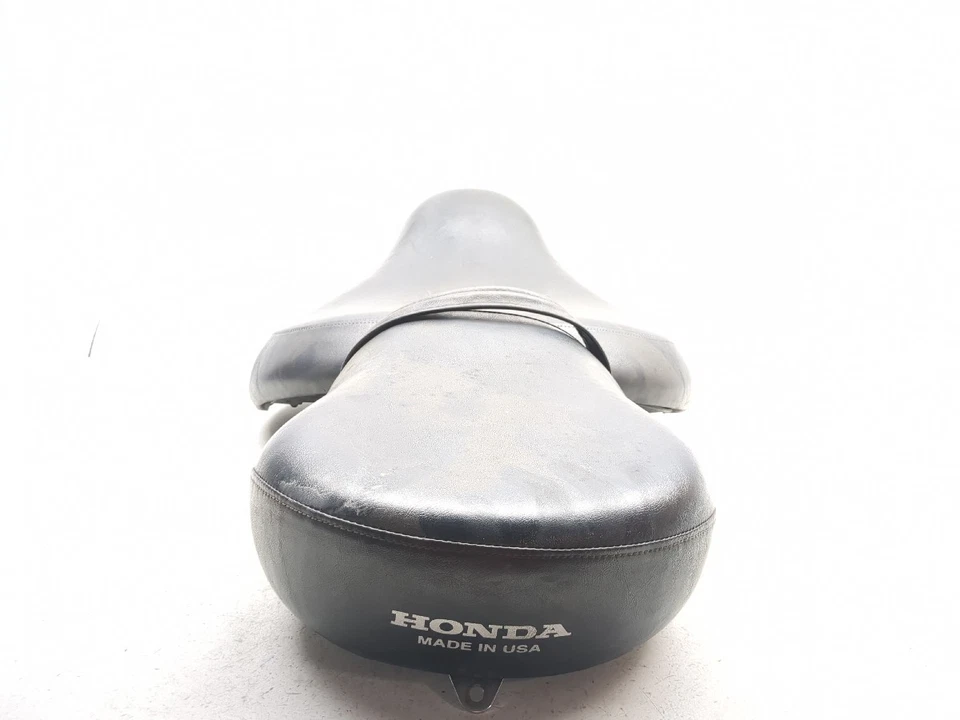 Asiento de pasajero conductor de una pieza 97-05 Honda Shadow Spirit VT1100C 77300-MAHA-000 Foto 3 de 4
