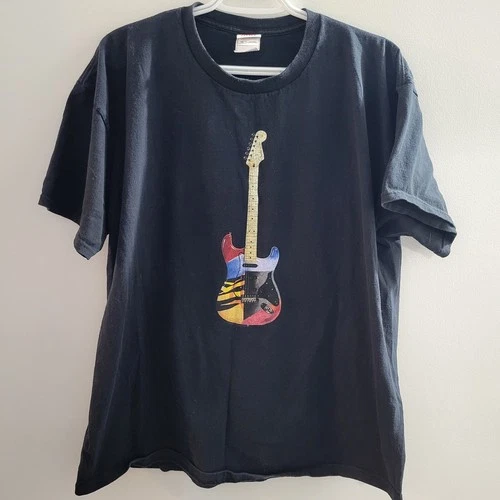 VTG 2004 Crossroads Guitar Festival T-Shirt Size XL Eric Cla 2000s vintage concert t-shirt, vintage, size XL, single stitch, B+ condition