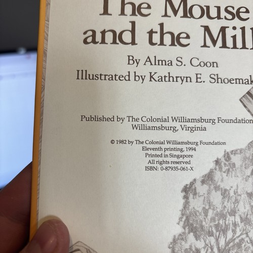 2-in-1 Children's BookTHE MOUSE AND THE MILL/THE BOTTLE BABIES Williamsburg 1994 - Picture 6 of 11