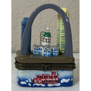 St. Louis Arch Ceramic Hinged Trinket Box w Paddle Boat Missouri Travel Souvenir