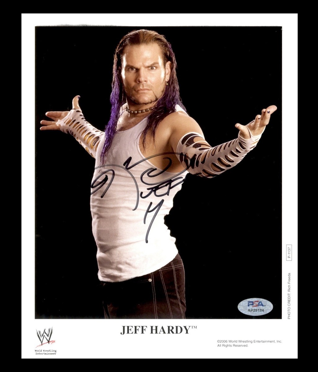 WWE JEFF HARDY P-1137 SIGNED 8X10 ORIGINAL PROMO PHOTO WITH PSA