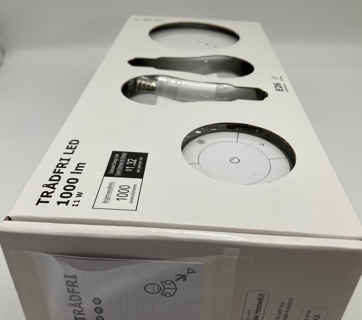IKEA GATEWAY Tradfri Kit + Switch + 2 Bulbs - BRAND NEVER USED