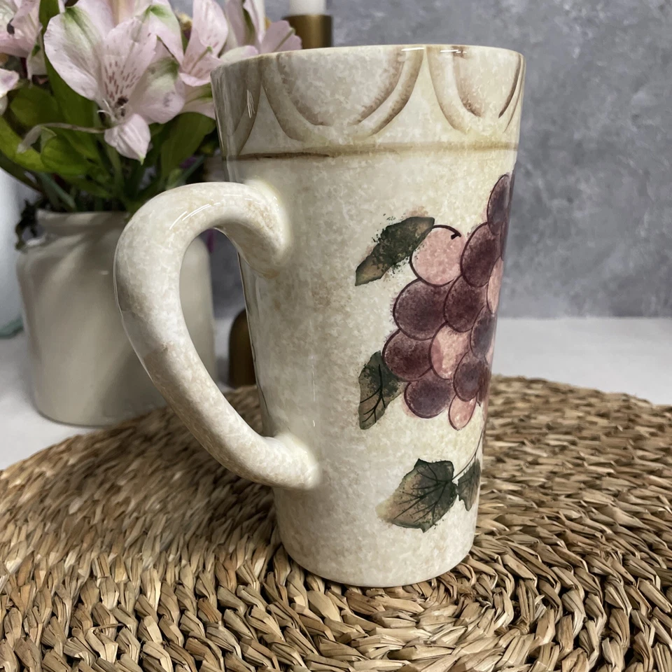 "Taza de café con leche alta pintada a mano patrón ONEIDA VENETO 6"" X 3,5""" Foto 2 de 4