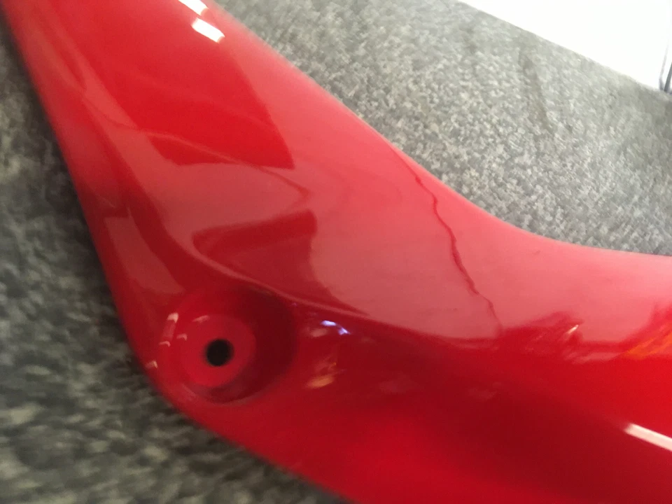 Carenado panel lateral asiento trasero carenado izquierdo oem rojo Ducati 750SS 900SS - Imagen 4 de 4