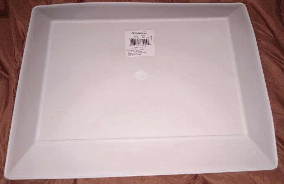 Patriotic 16" X 12" Rectangle Plastic Tray By Creative Converting - Image 2 of 2