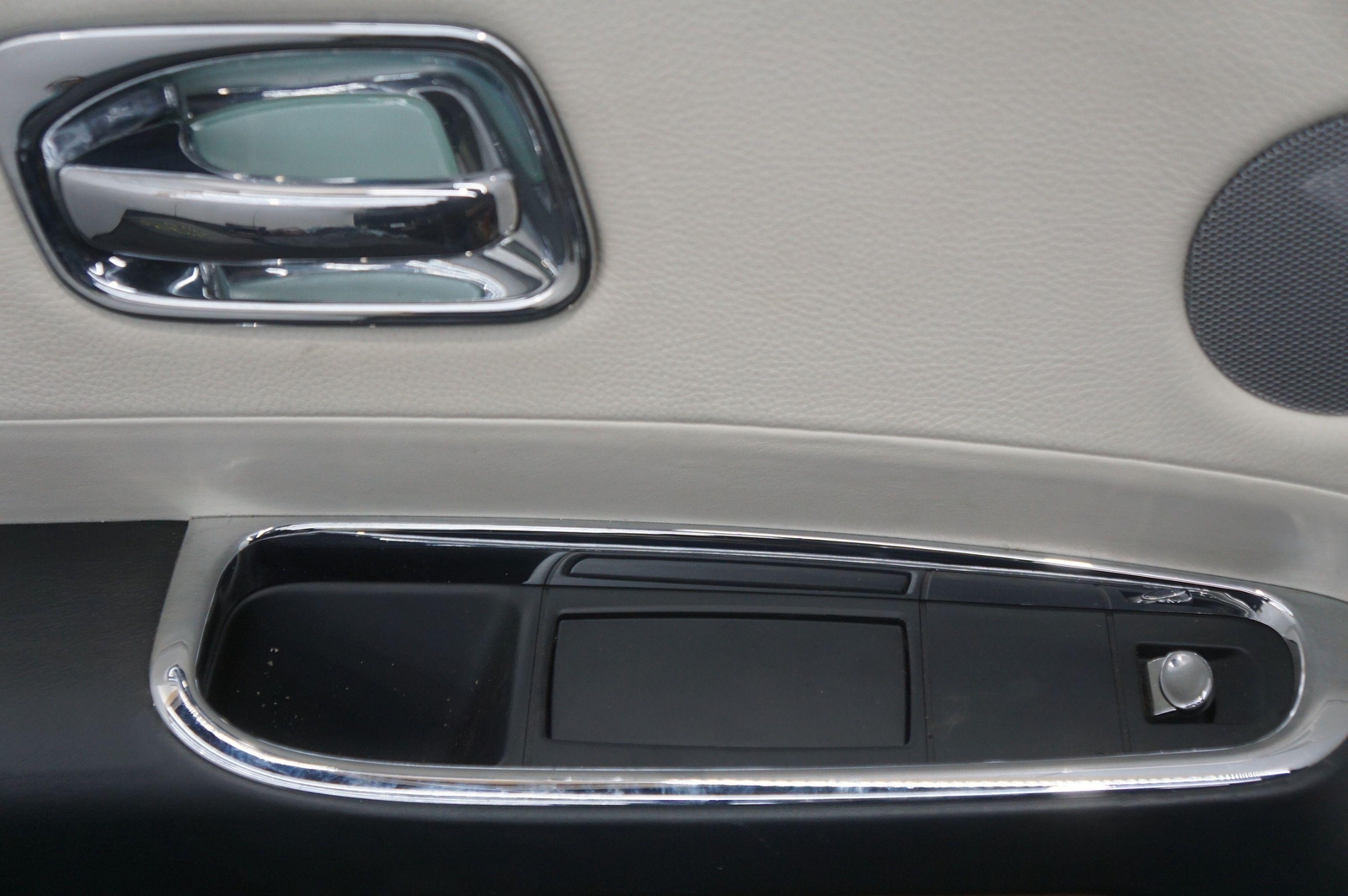 Rear Left Interior Door Trim Panel 51427264617 Rolls Royce Ghost Series I 09-14