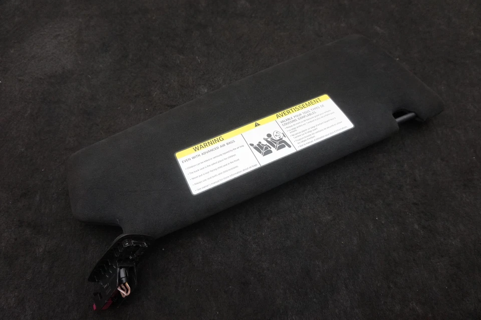 Juego 2 Parasol Alcantara Delantero Izquierdo y Derecho OEM 51168068843 BMW M5 F90 2018-23 Foto 4 de 4