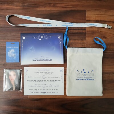 LOONA LOONATHEWORLD TOUR VIP SET w/ signed ViVi Lanyard Card | eBay