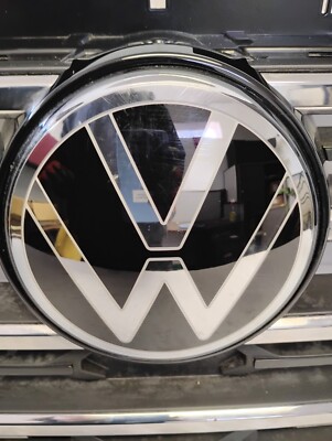 VOLKSWAGEN ALLEY 看板 Volkswagen Atlas SE 2025-2025 Grille with LED Emblem OEM