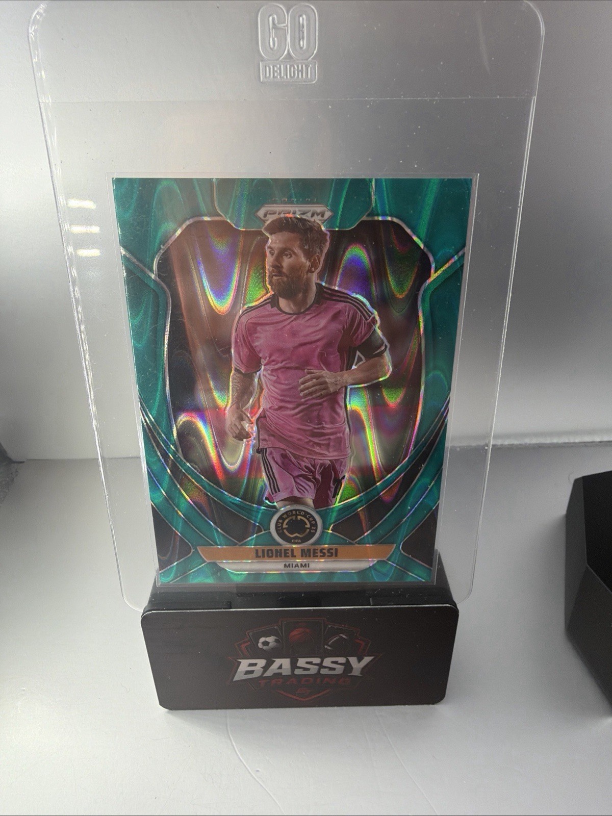 2025 Prizm FIFA Club World Cup Lionel Messi Green Seismic #200 /49 Miami view 3