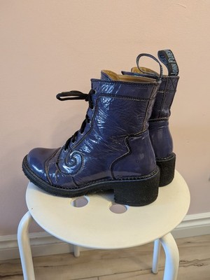 John Fluevog Slacker Tardy Blue patent crepe sole lace-up Womans boot Sz 8