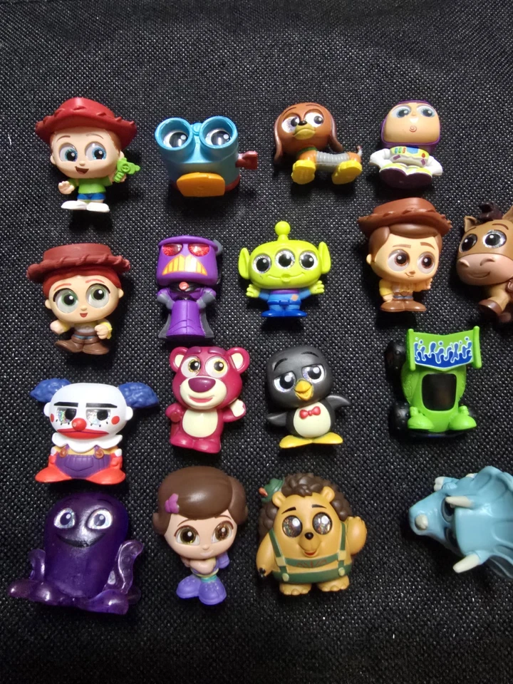 Disney Doorables TOY STORY Lote de 17 y Cajas Wheezy Stretch Risillas Bullseye  Foto 2 de 4