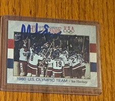 1991 Impel  Mike Eruzione  AUTOGRAPHED CARD USA GOLD  MIRACLE ON ICE