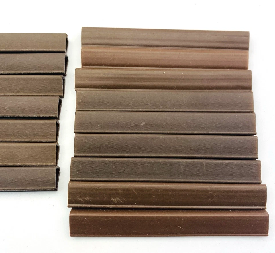 16 clips de borde de listones de techo de plástico marrón con troncos Lincoln de colección piezas de repuesto raras Foto 3 de 3