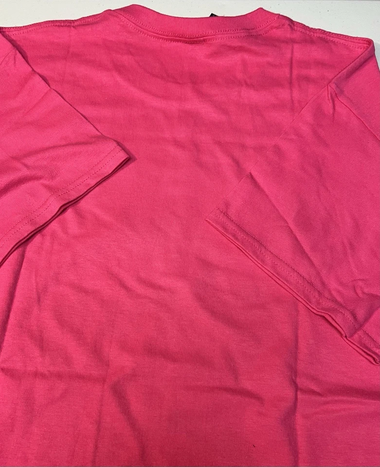 Camiseta Roja Cumpleaños Reina Gráfica Foto 2 de 2