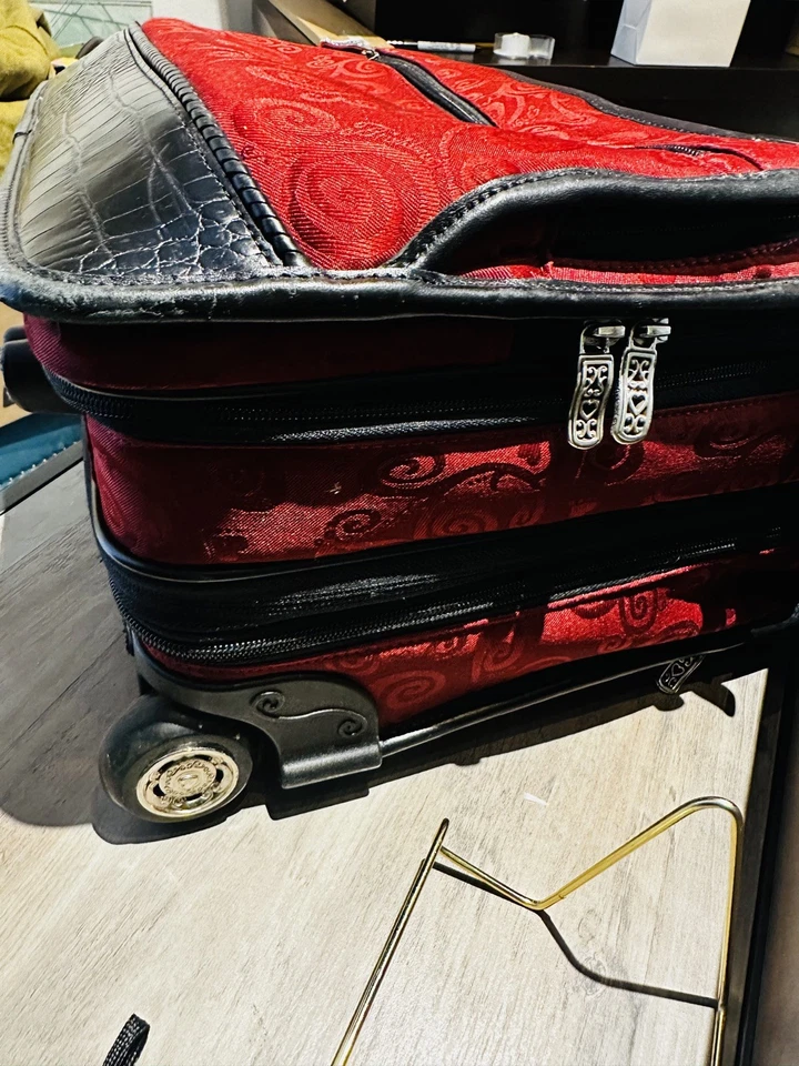 Brighton багаж красный и черный Weekender компьютер на колесиках ручная кладь - Изображение 2 из 4