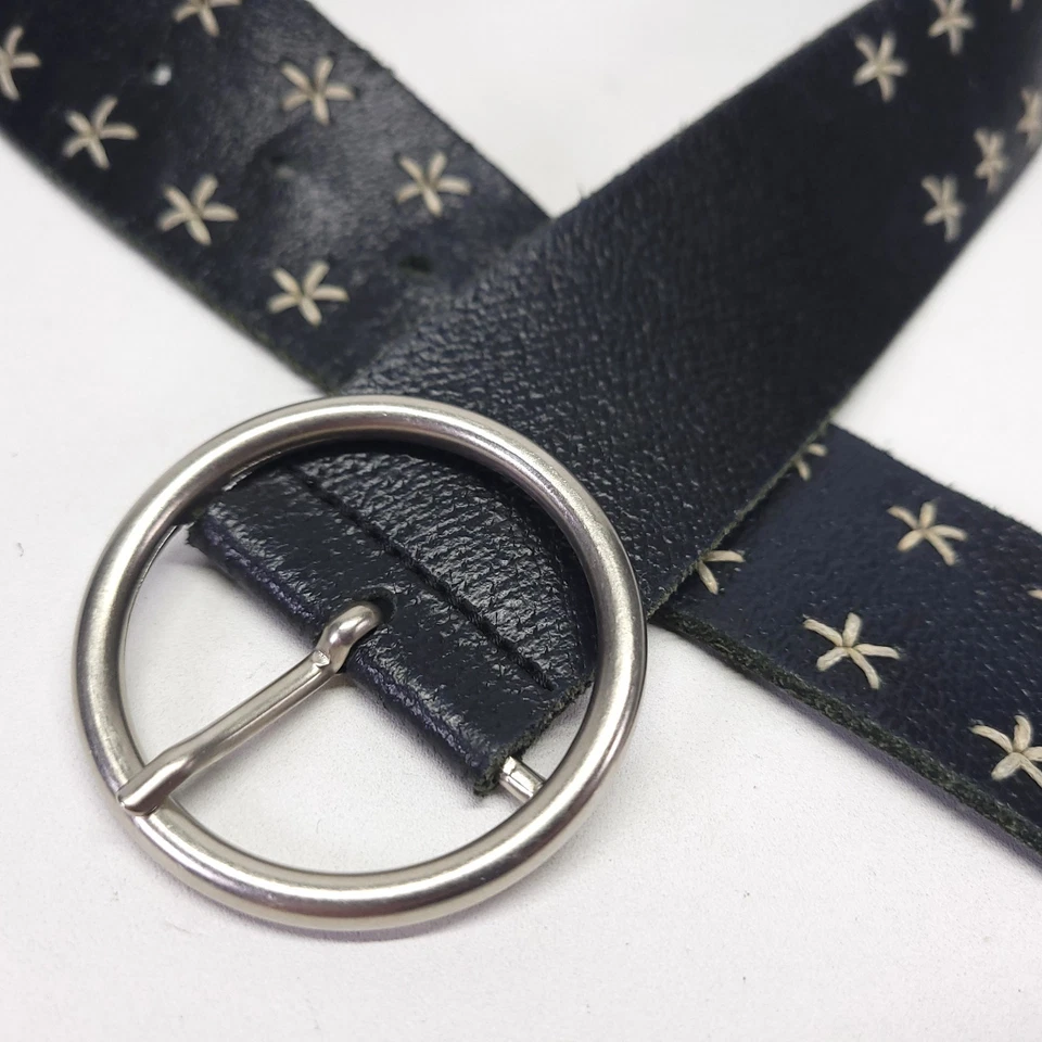 Cinturón de cuero Gap 30 32 S estrella flor cosida negro Foto 4 de 4