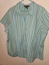Venezia Women's Top Size 26/28 Button Up Short Sleeve