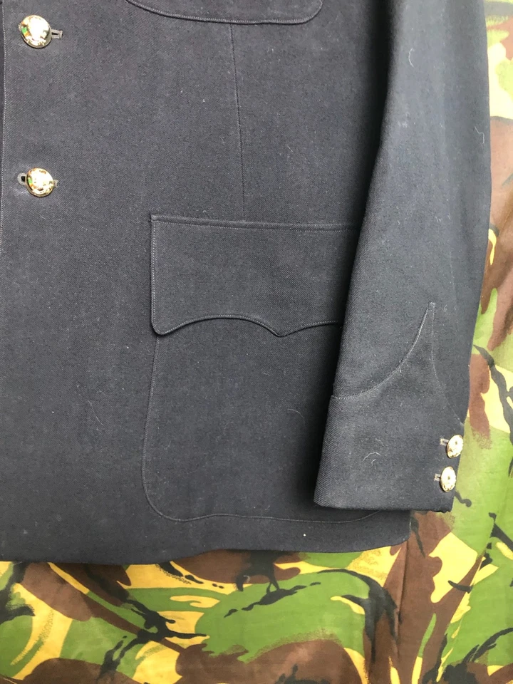 Original British Army Dress Jacket Major - WW2 Service Medals - 42" Chest - Image 4 of 4