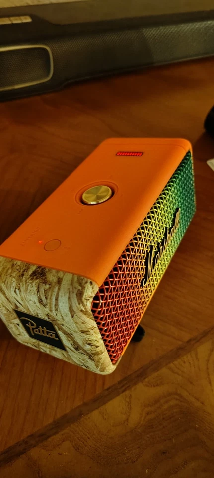 Altavoz Portátil Marshall Emberton Raro Coleccionable Por PATTA Como Nuevo 100% Batería Foto 3 de 4